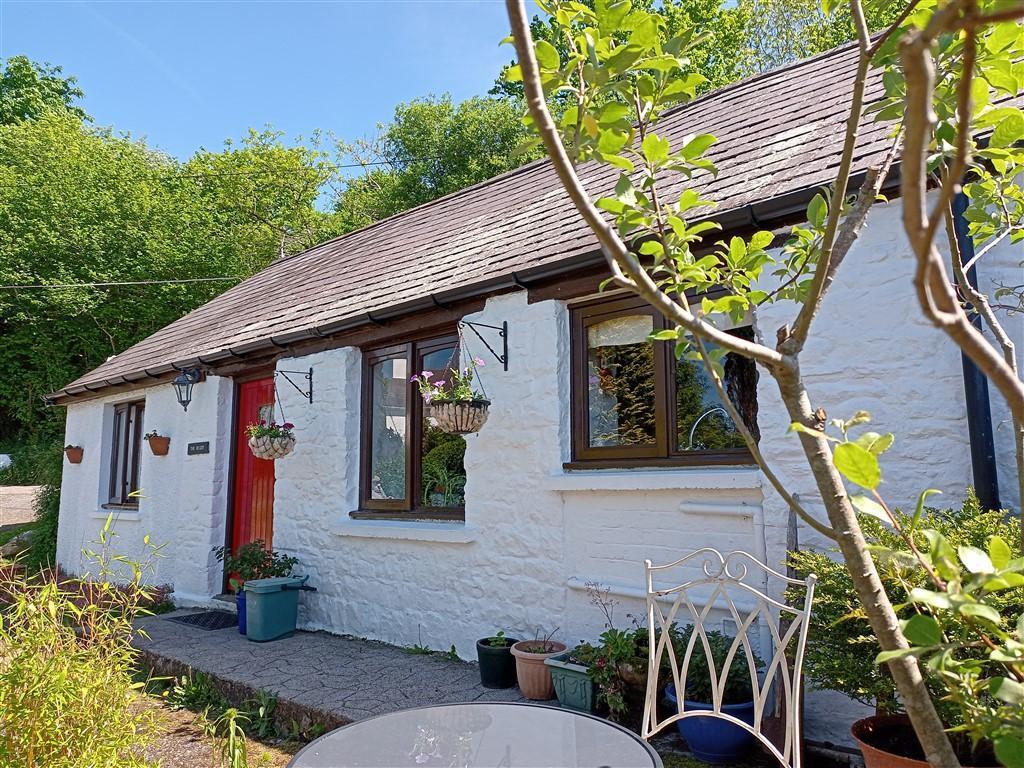 The Beudy Holiday Cottage - Sleeps 4