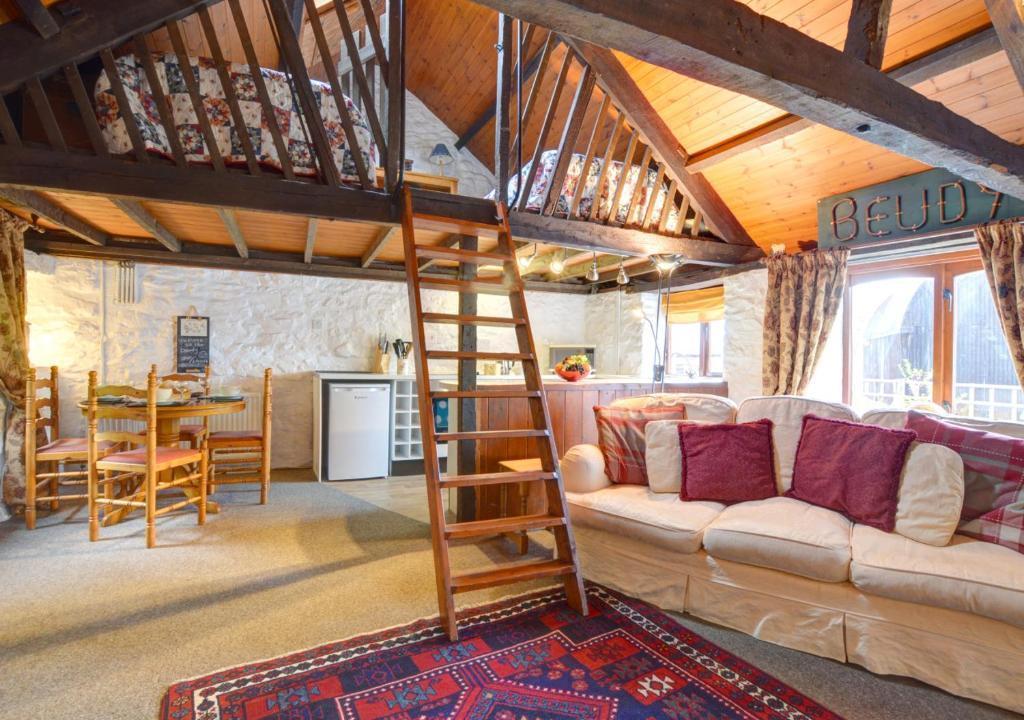 Holiday Cottage Open Plan Lounge/Kitchen