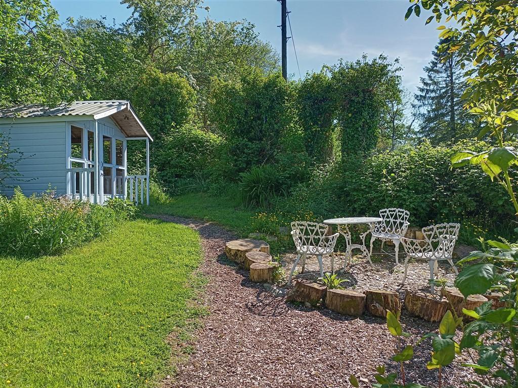 Holiday Cottage Private Gardens