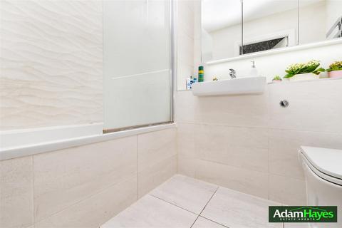1 bedroom apartment for sale, 13a Montmorency Gardens, London N11