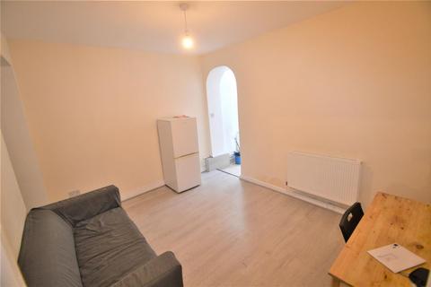 5 bedroom terraced house for sale, Lincoln Street, London, E11