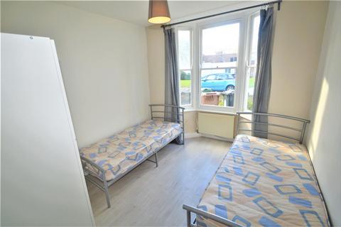 61 Lincoln Street, London, E11 4PZ