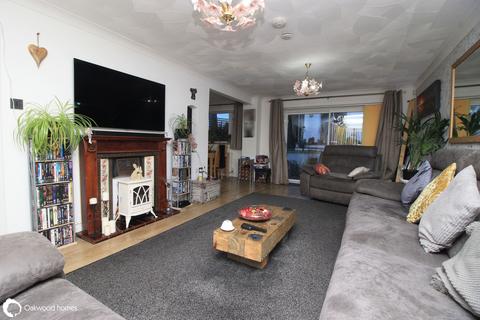 4 bedroom detached house for sale, Westgate Bay Avenue, Westgate, Kent, CT8