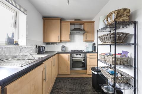 2 bedroom flat for sale, St. Josephs Green, Welwyn Garden City, Hertfordshire, AL7