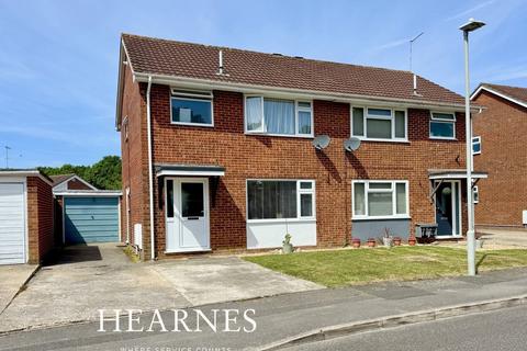 3 bedroom semi-detached house for sale, Symes Road, Hamworthy, Poole, BH15