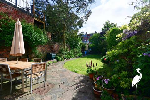 10 Esplanade West, Sunderland, SR2 7BG