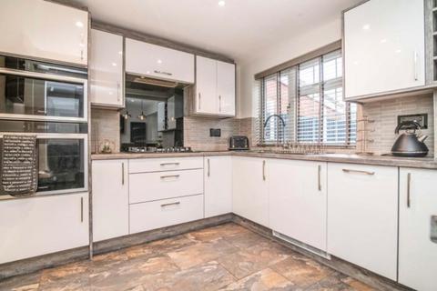 Regis Heath Road, Rowley Regis