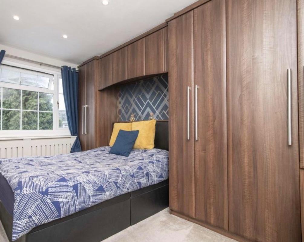 2nd Bedroom