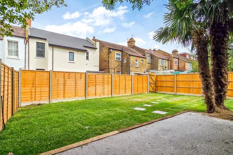 2 bedroom apartment for sale, Sylvan Avenue, London, N22