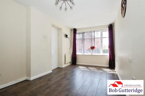 3 bedroom detached house for sale, Mere Side Close, Etruria, Stoke-On-Trent