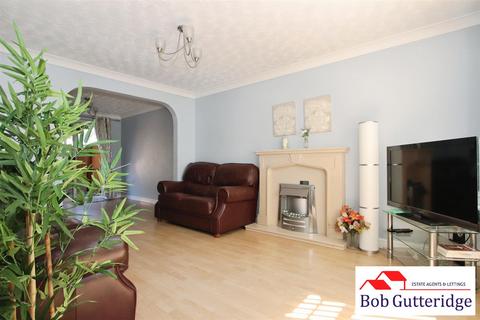 3 bedroom detached house for sale, Mere Side Close, Etruria, Stoke-On-Trent