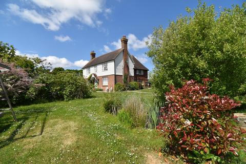 Lenham Road, Headcorn, TN27