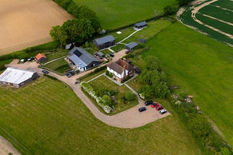 4 bedroom detached house for sale, Lenham Road, Headcorn, TN27