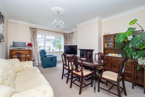 9 Grove Avenue, Sutton, SM1 2DA