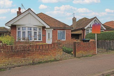 25 Kings Avenue, Newington, Ramsgate, CT12 6DL