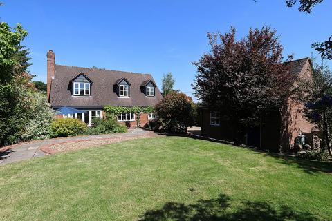 4 bedroom detached house for sale, Blandys Lane, Upper Basildon