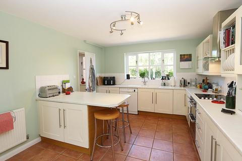 4 bedroom detached house for sale, Blandys Lane, Upper Basildon
