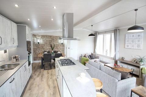 2 bedroom lodge for sale, 43 Delamere Point, Oakmere CW8