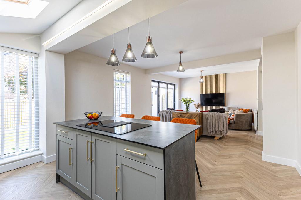 Living/Kitchen