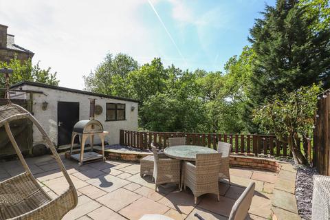3 bedroom semi-detached house for sale, Queen Victoria Road, Sheffield S17