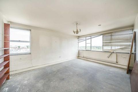 1 bedroom flat for sale, Sentinel Square, London NW4