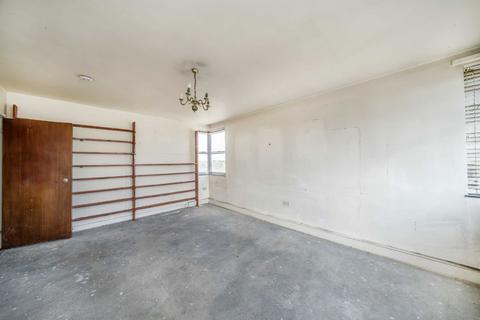 1 bedroom flat for sale, Sentinel Square, London NW4