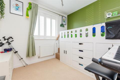 76 Ellingham View, Dartford, DA1 5SZ