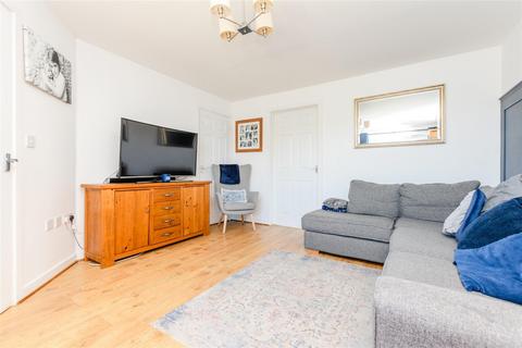 76 Ellingham View, Dartford, DA1 5SZ