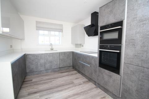 5 bedroom detached house to rent, Sowell Street, Broadstairs, Kent, CT10