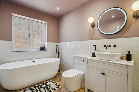 4 bedroom semi-detached house for sale, Wantage Road, Rowstock, OX11
