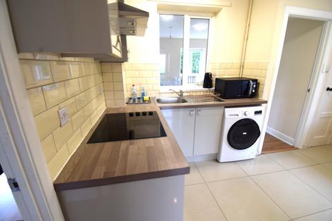 5 bedroom semi-detached house to rent, Norwich NR5