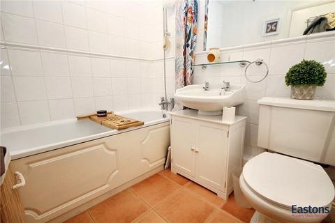 1, East Lodge Epsom Road, Leatherhead, KT22 8TG