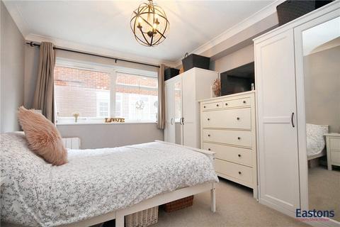 1, East Lodge Epsom Road, Leatherhead, KT22 8TG