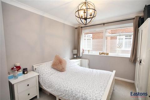 1, East Lodge Epsom Road, Leatherhead, KT22 8TG
