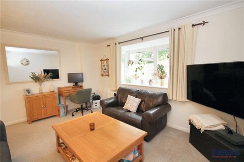 1, East Lodge Epsom Road, Leatherhead, KT22 8TG