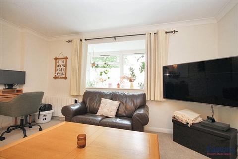 1, East Lodge Epsom Road, Leatherhead, KT22 8TG