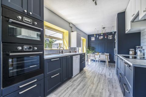 3 bedroom end of terrace house for sale, Philip Close, Melksham, SN12