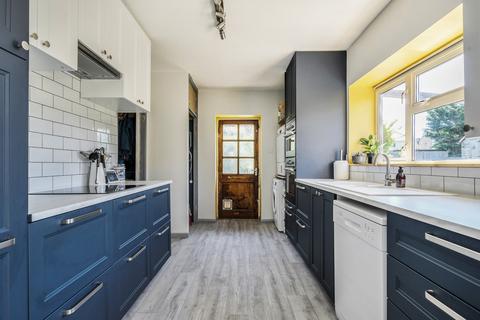 3 bedroom end of terrace house for sale, Philip Close, Melksham, SN12