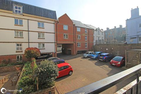 1 bedroom flat for sale, Vyeson Court, Ramsgate, Kent, CT11