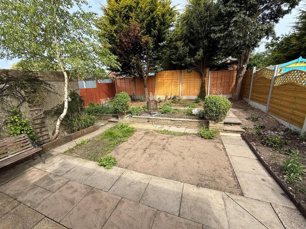 MD136 Garden.jpg