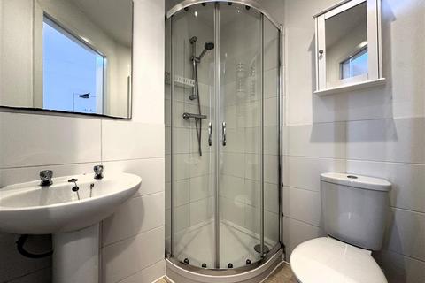 1 bedroom in a house share to rent, Park End Road, Gloucester GL1