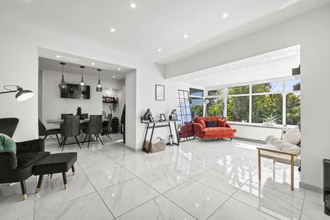 8 The Croft, Neath Abbey, Neath, SA10 7NW