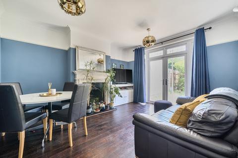 20 The Mead, Beckenham, BR3 5PE