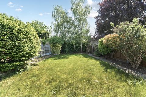 20 The Mead, Beckenham, BR3 5PE