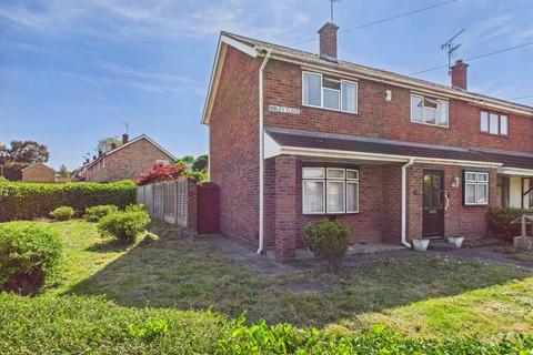 3 bedroom end of terrace house for sale, Nibley Close, Worcester, Worcestershire, WR4