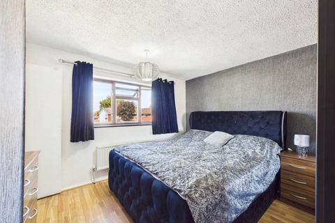 3 bedroom end of terrace house for sale, Nibley Close, Worcester, Worcestershire, WR4