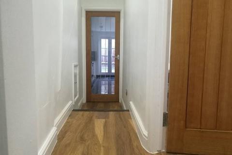 1 bedroom flat to rent, Dogget Road, Catford SE6