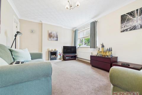 3 bedroom detached house for sale, Daisy Bank Close, Foxwood, Wrexham
