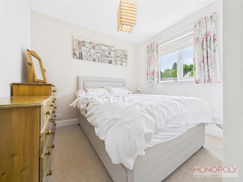 CAM01943 G0-PR0449-STILL014.jpg