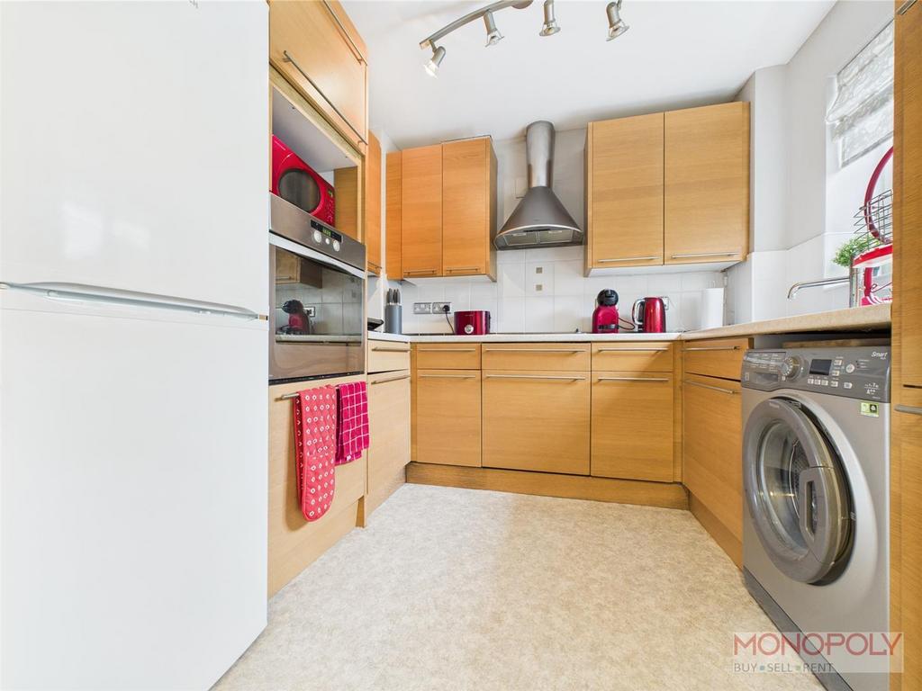 CAM01943 G0-PR0449-STILL006.jpg